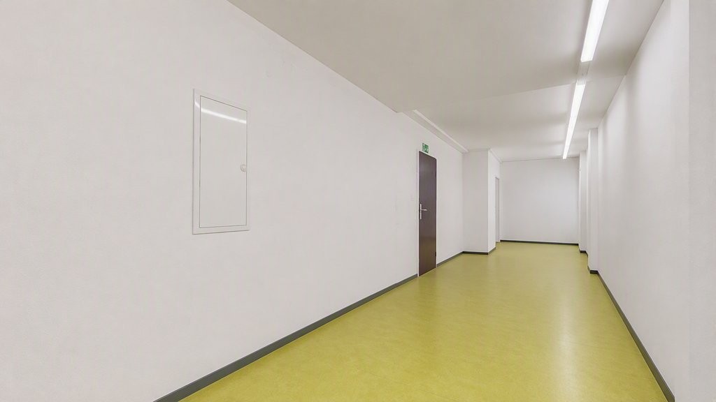 116m² commercial