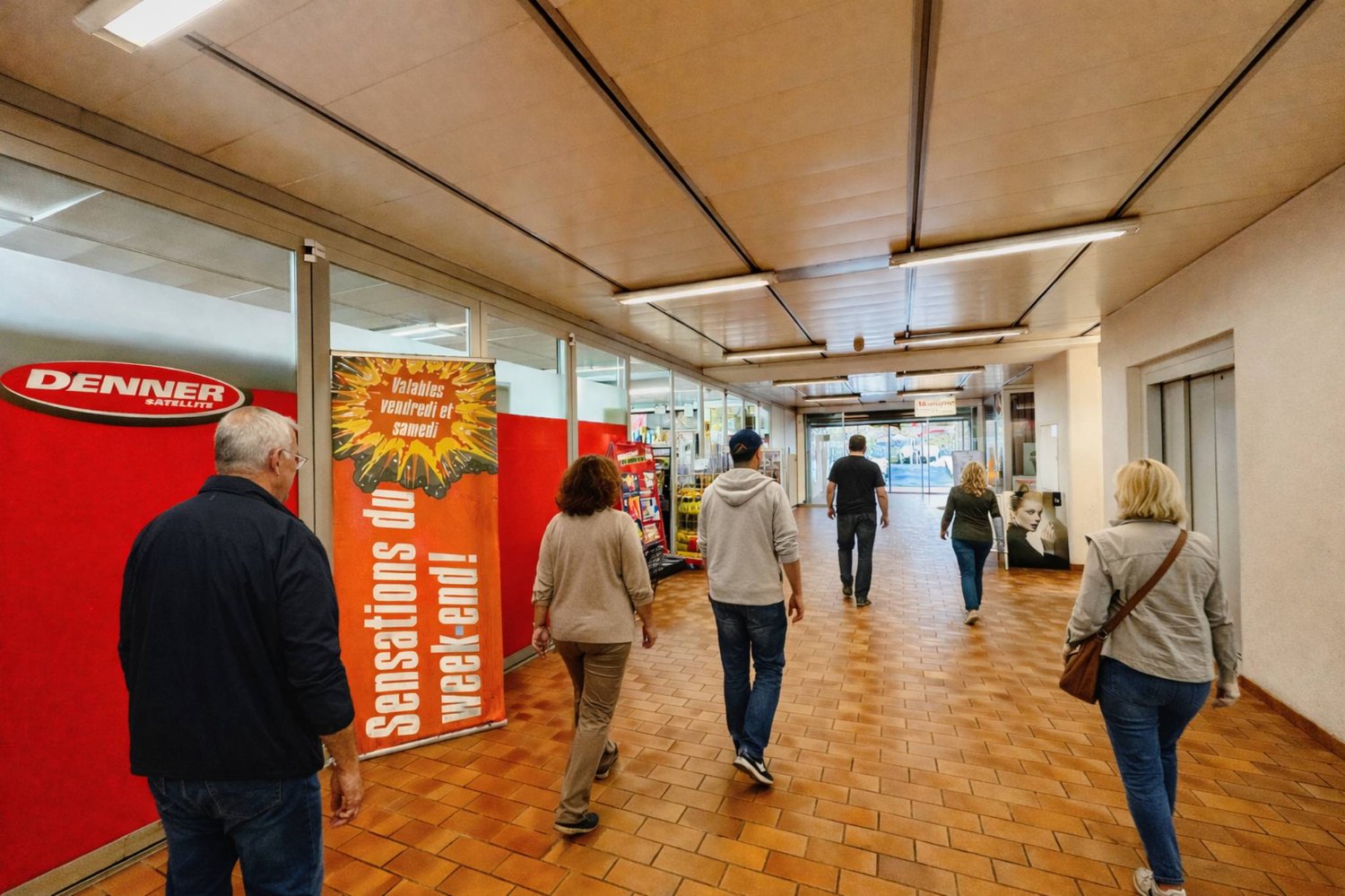 102m² arcade, photo 2 sur 3