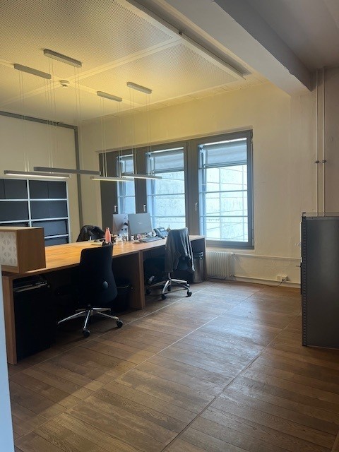 100m² bureau