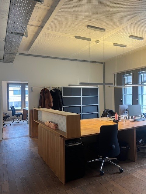 100m² bureau