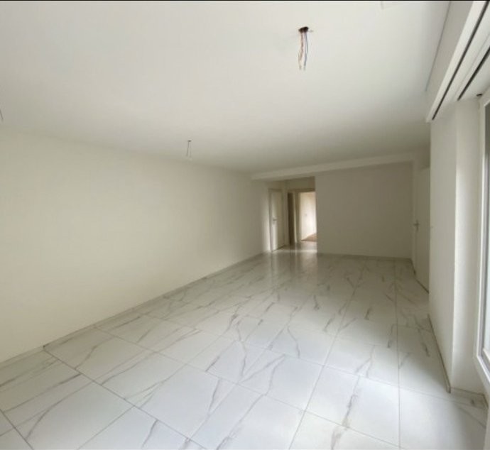 Appartement de 2 ½ pièces, photo 1 sur 6