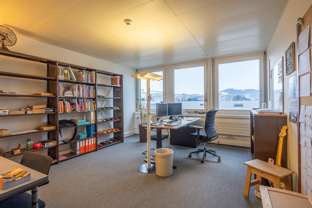 303m² bureau