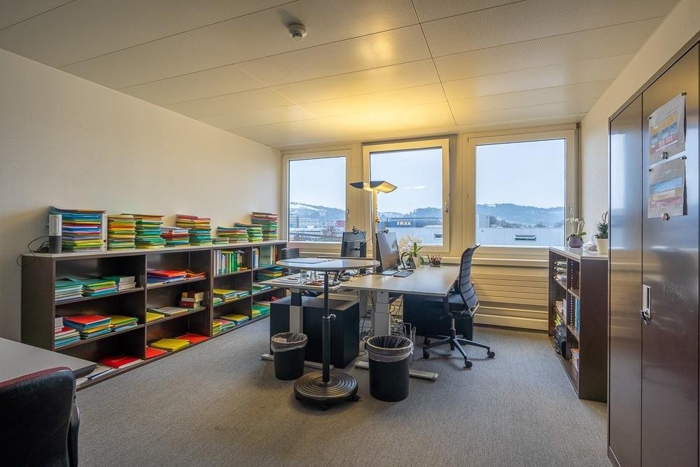 303m² bureau