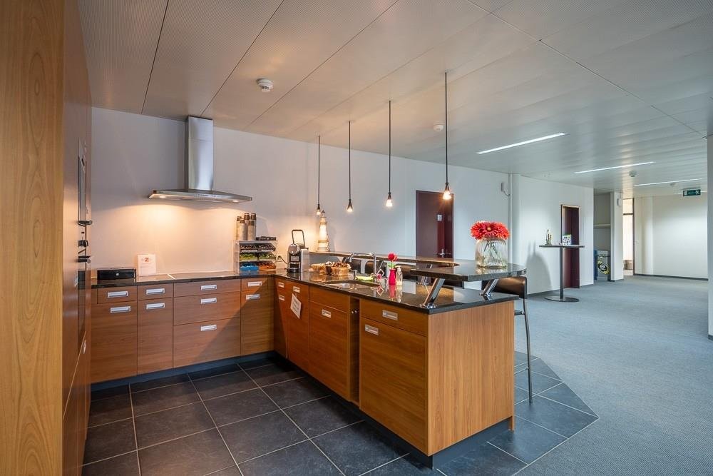 303m² bureau