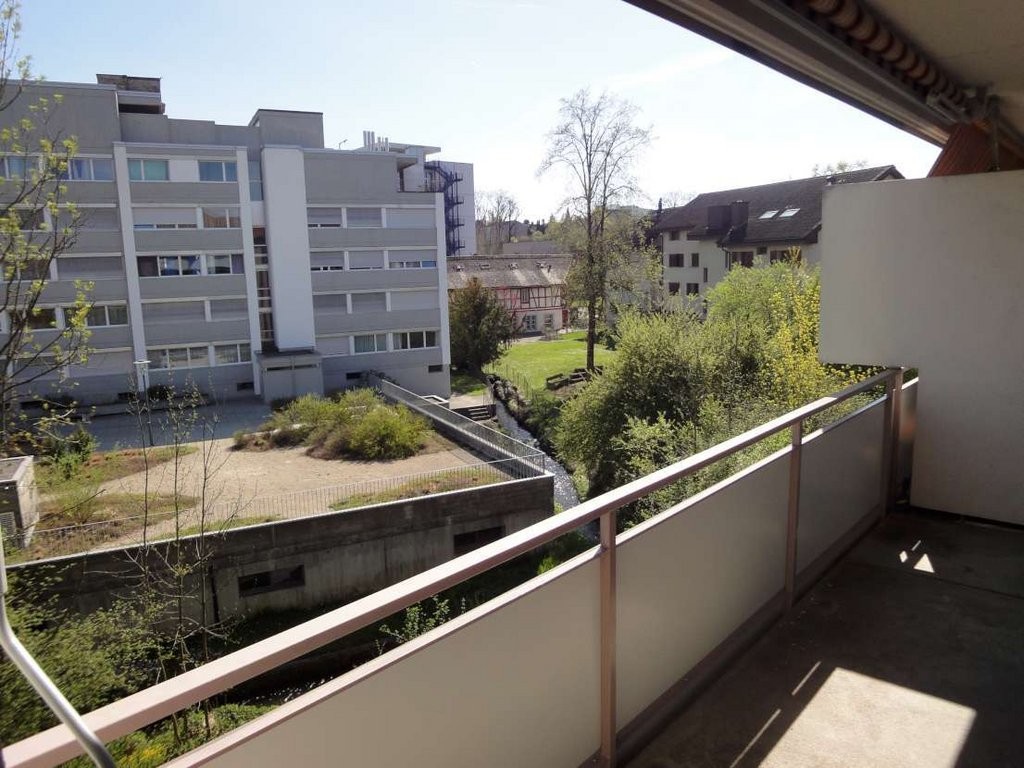 Cet appartement magnifique dans le quartier idyllique de Telliquartier n'attend que d'être animé !   
  
Pour que toutes les conditions soient réunies pour cela, l'appartement vous offre :   
  
\- Cuisine fermée avec accès au balcon   
\- Salon avec parquet   
\- Chambres et couloir avec PVC   
\- , photo 7 sur 7