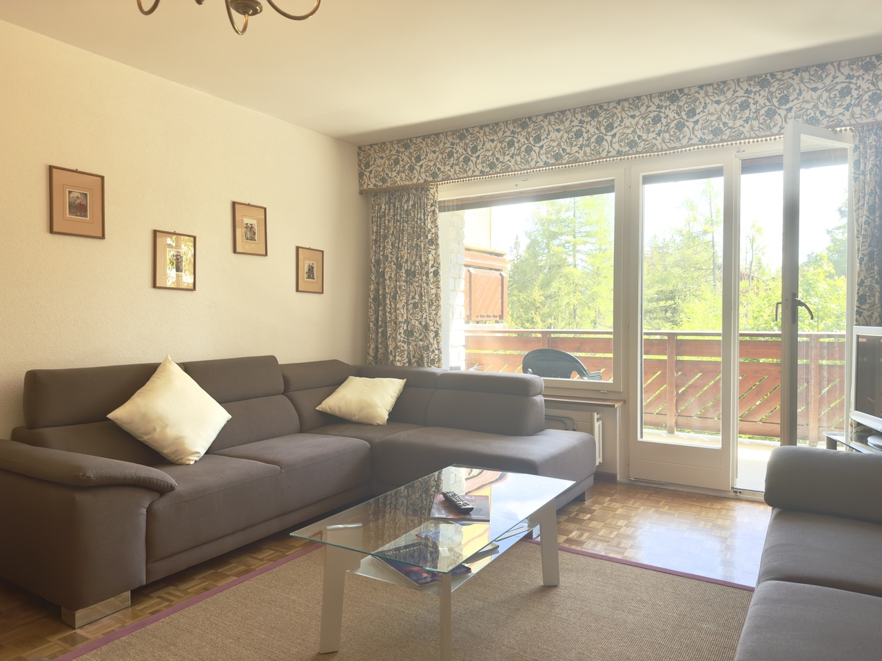 4 pièces appartement, photo 1 sur 10