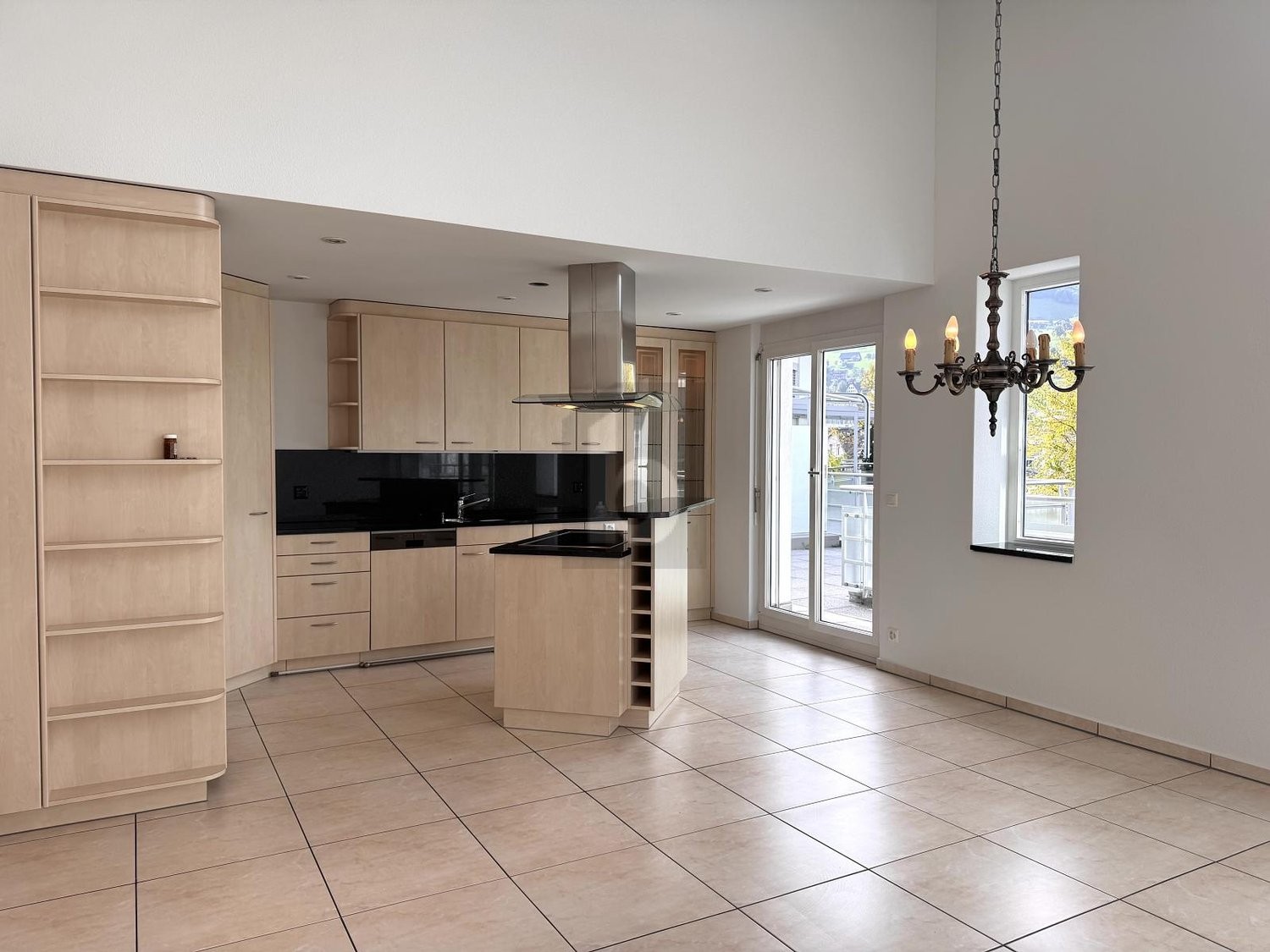 Appartement en attique de 5 ½ pièces, photo 3 sur 4