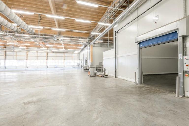2390m² commercial, photo 6 sur 10