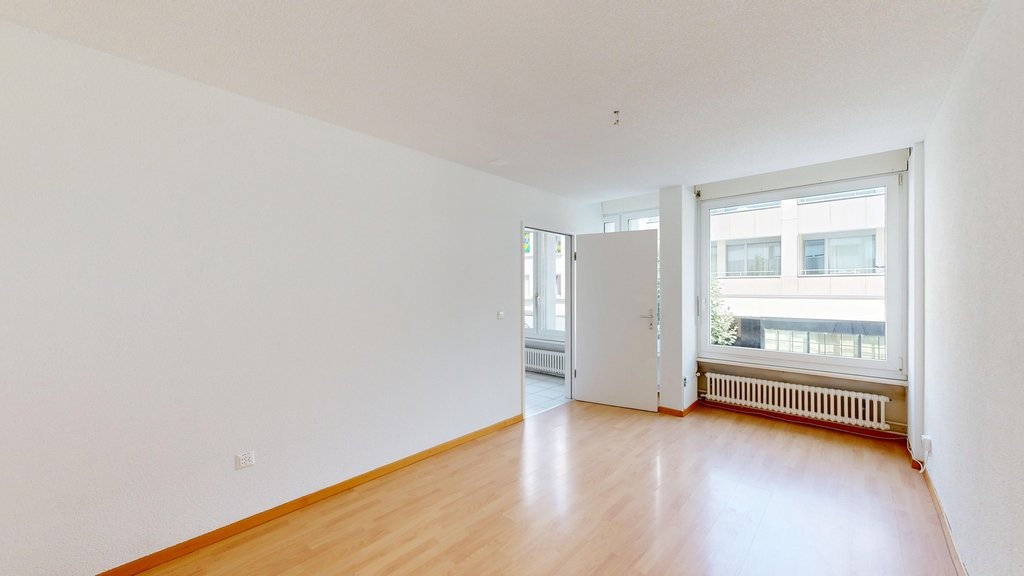 93m² commercial, photo 5 sur 10
