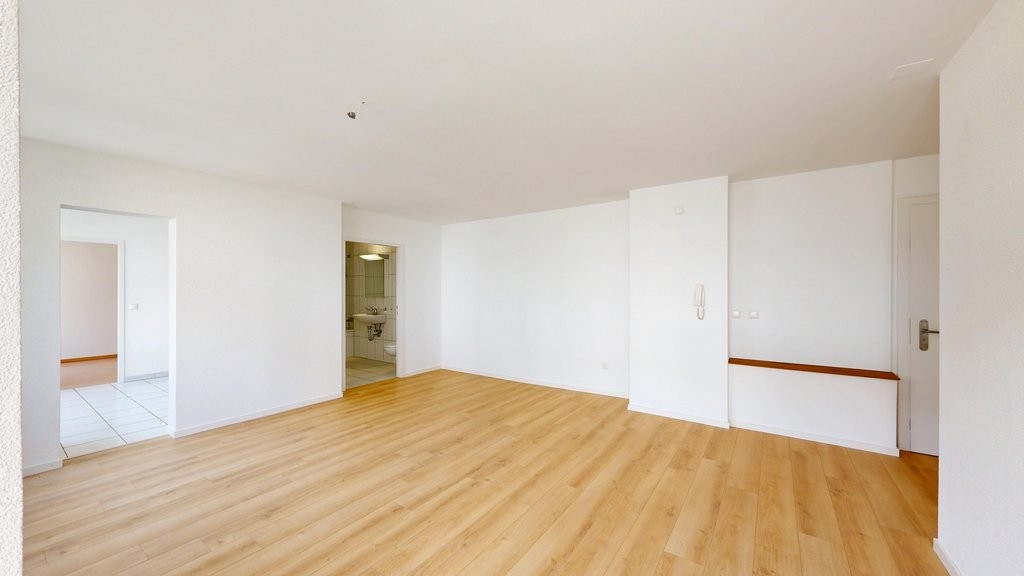 93m² commercial, photo 2 sur 10