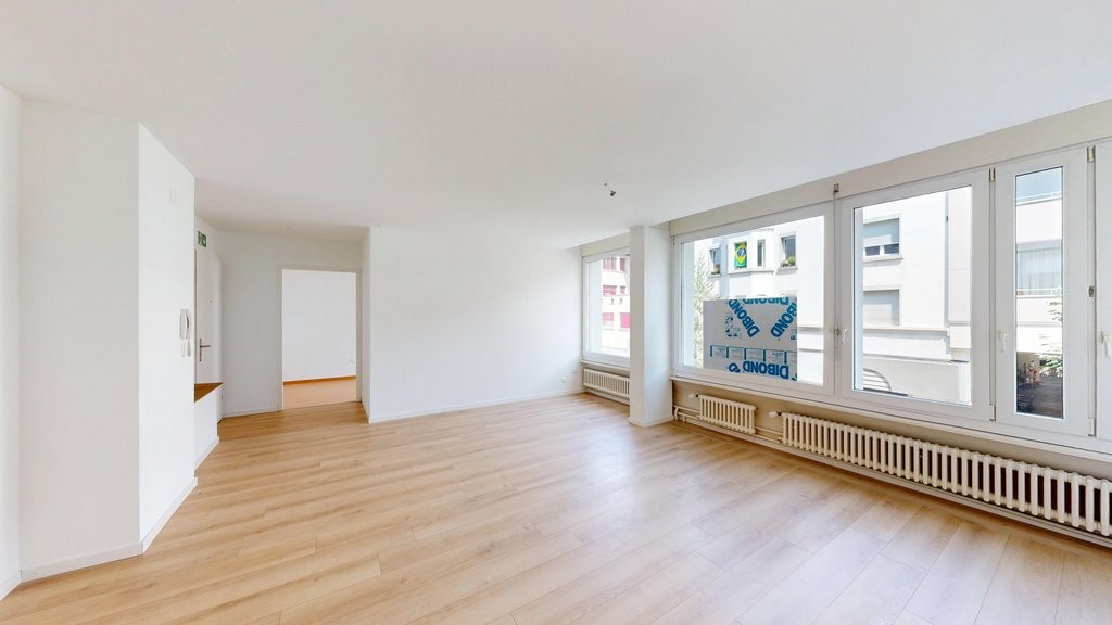 93m² commercial, photo 1 sur 10
