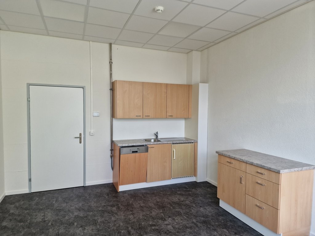 87m² bureau
