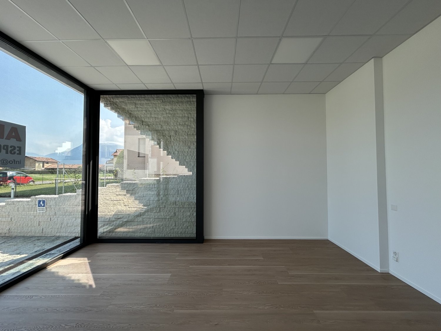 Magasin de 35m², photo 3 sur 9