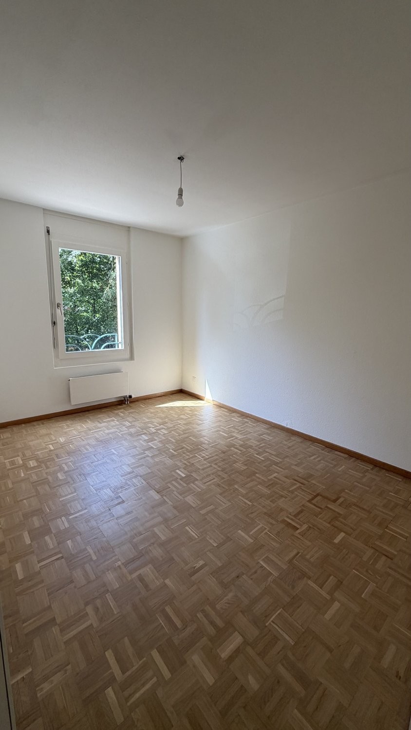 5 rooms apartment