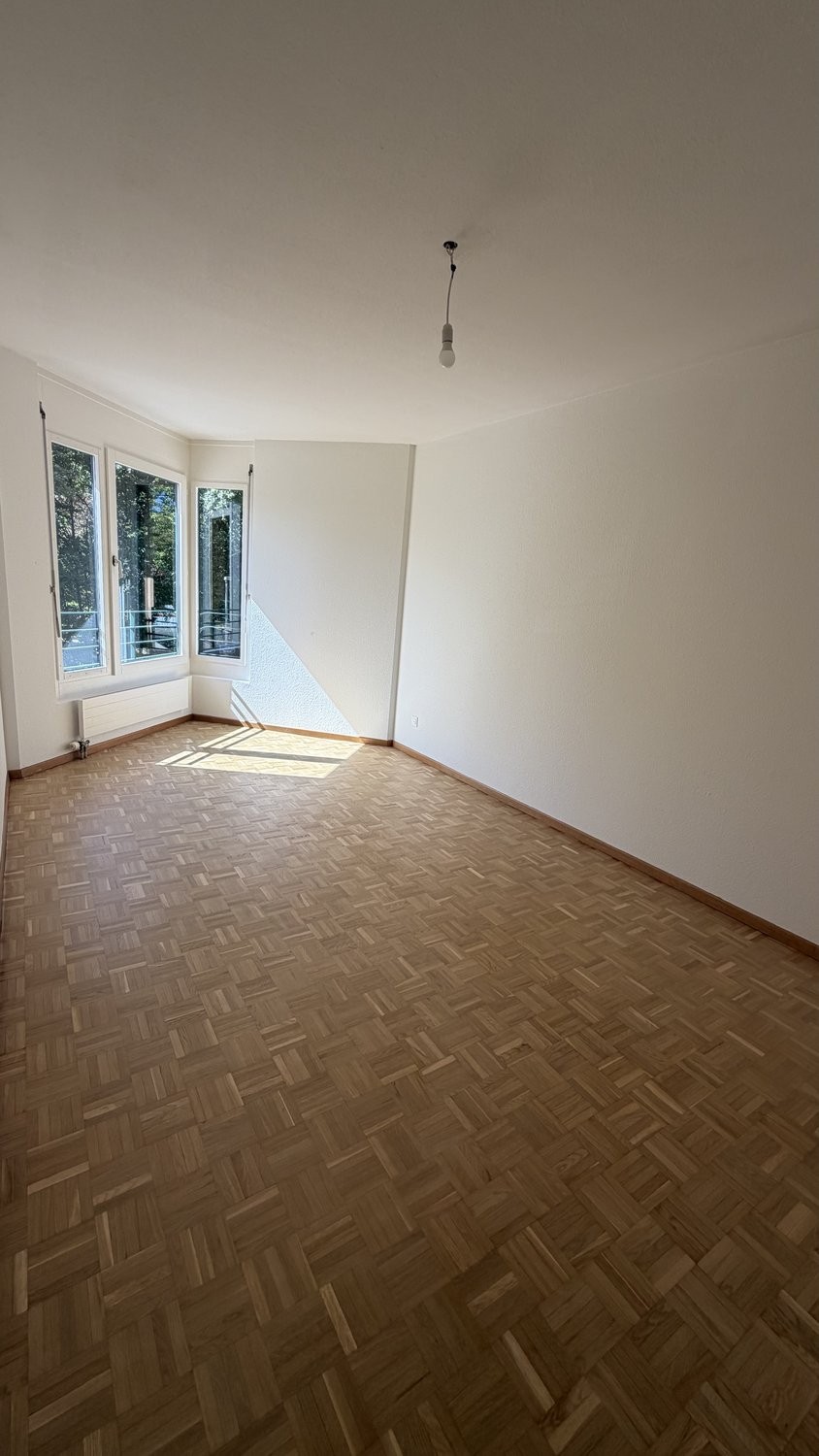 5 rooms apartment