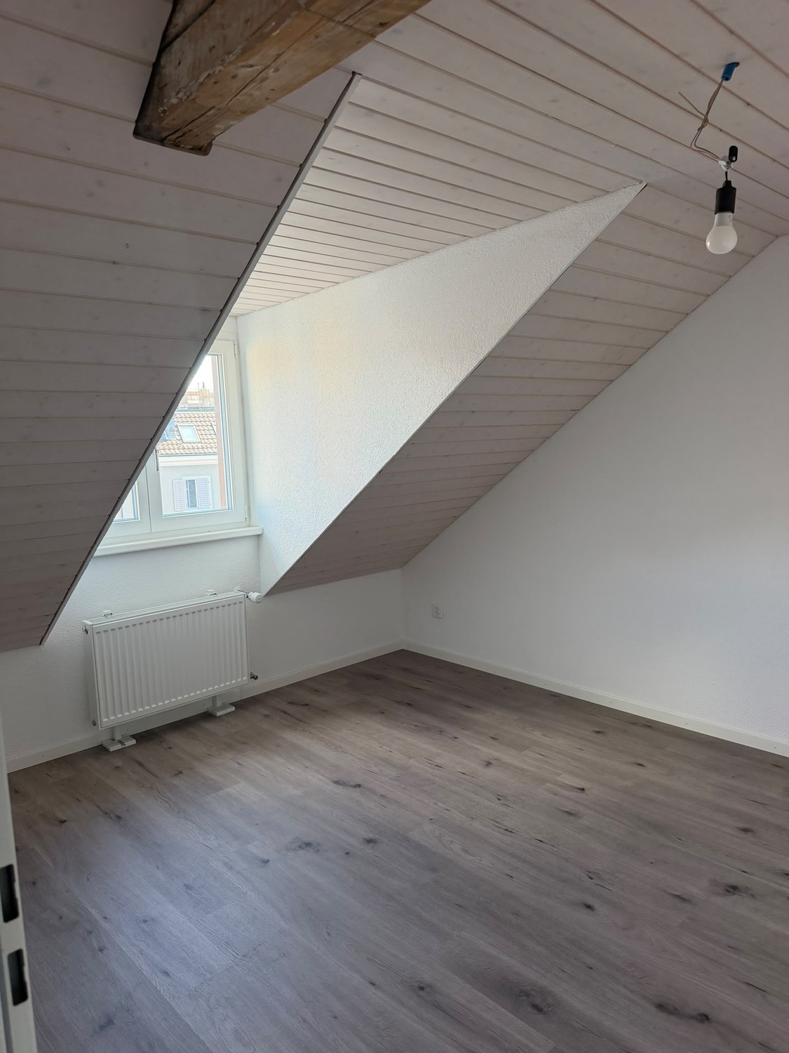 Appartement mansardé de 3 ½ pièces