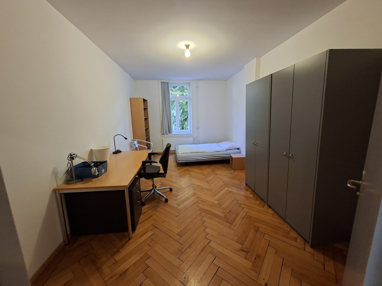 Chambre en colocation, photo 2 sur 6