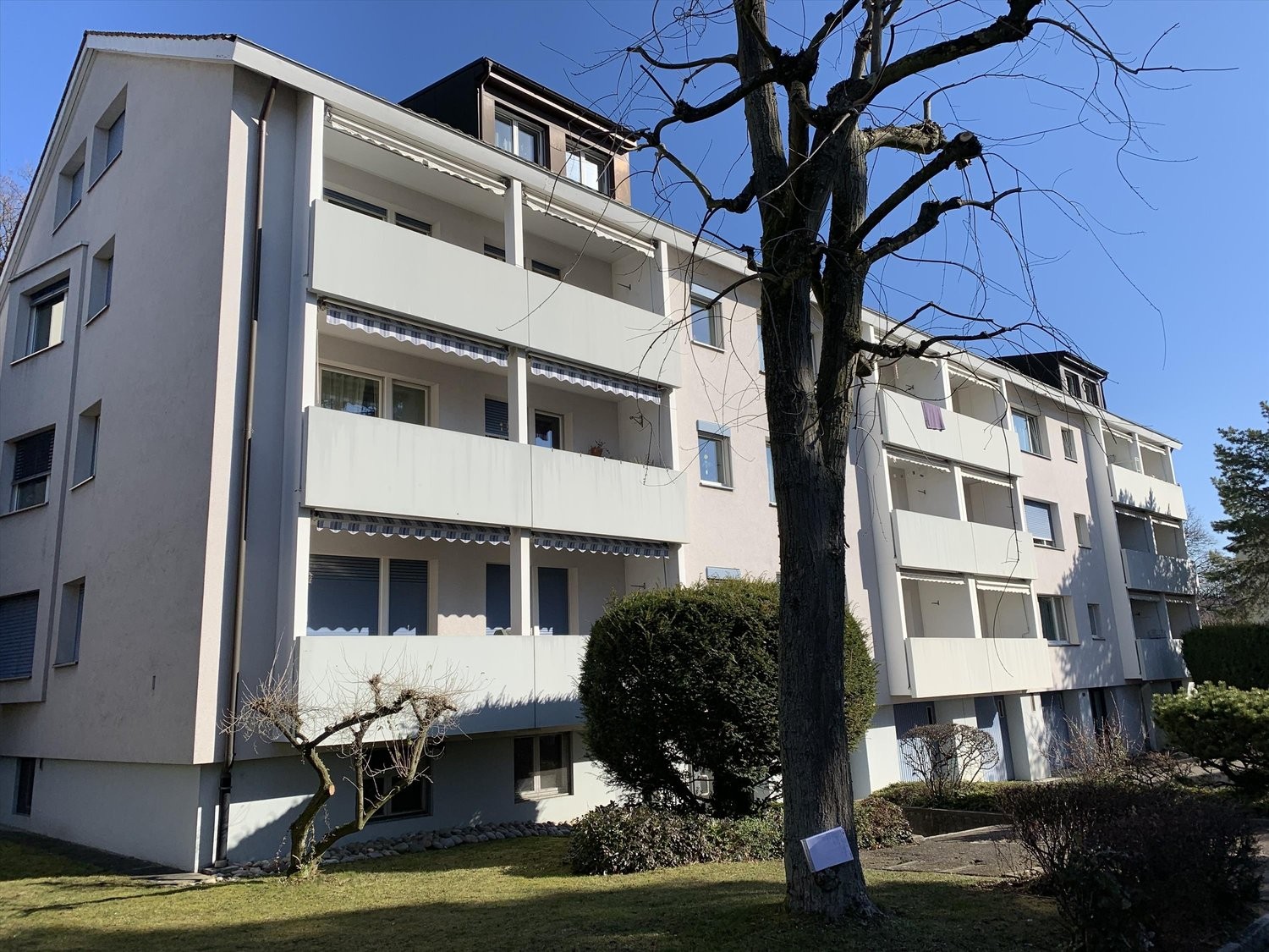 Appartement de 2 ½ pièces, photo 1 sur 6