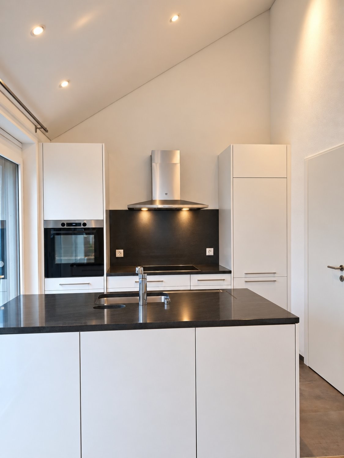 Appartement en attique de 3 ½ pièces, photo 4 sur 9
