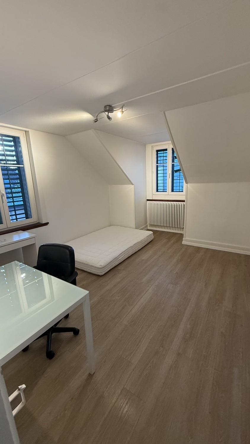 Chambre en colocation, photo 2 sur 3