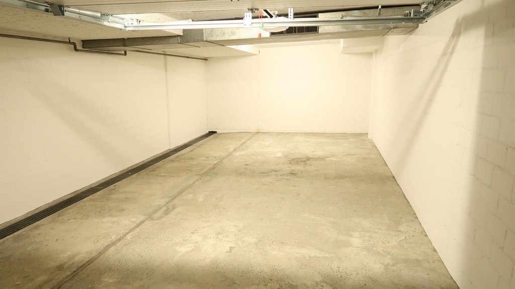 Emplacement de parking souterrain, photo 2 sur 4