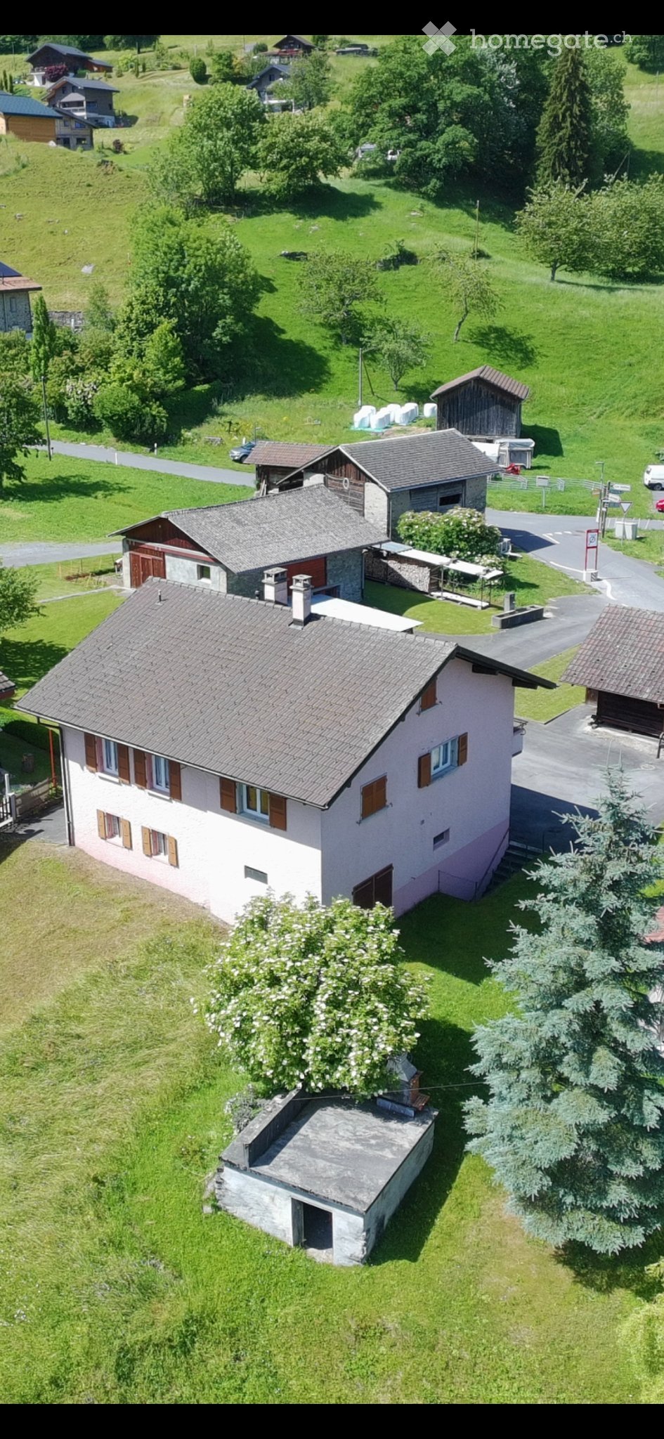 8 Zimmer Einfamilienhaus