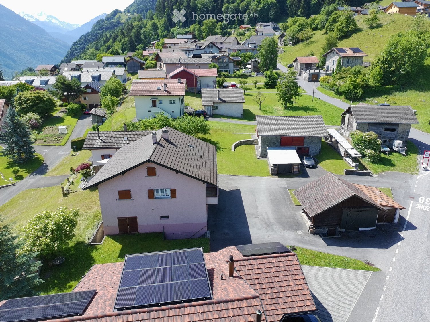 8 Zimmer Einfamilienhaus