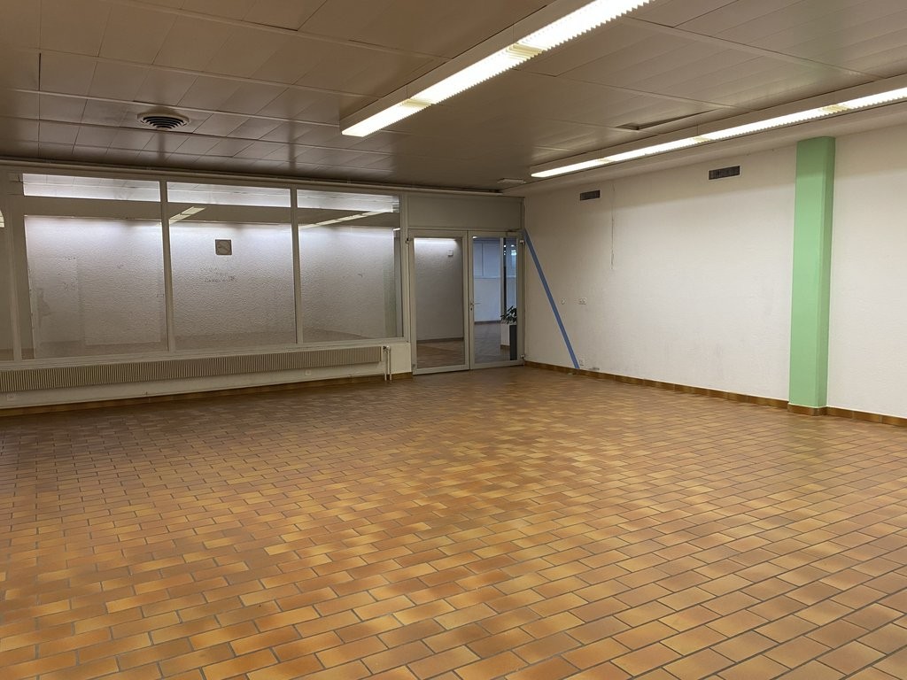 85m² shop, photo 5 sur 8