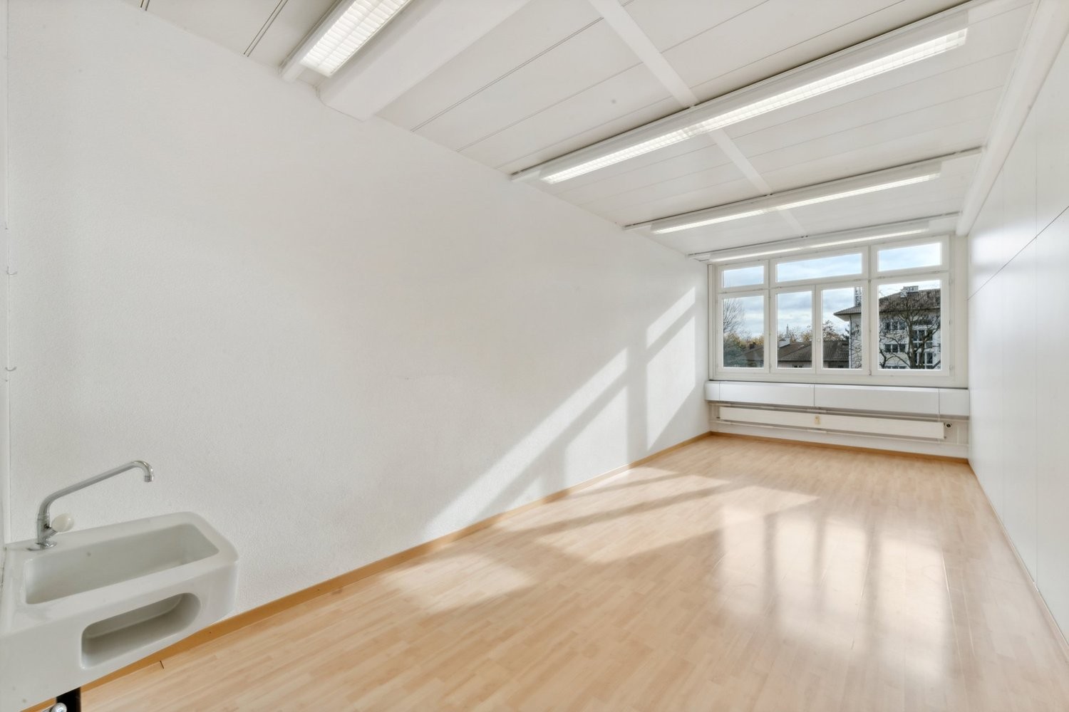 Bureau de 300m², photo 6 sur 7