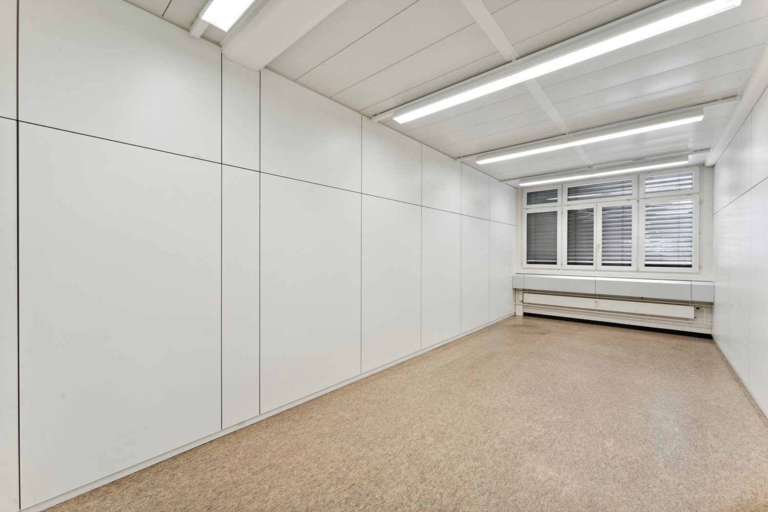 Bureau de 300m², photo 5 sur 7
