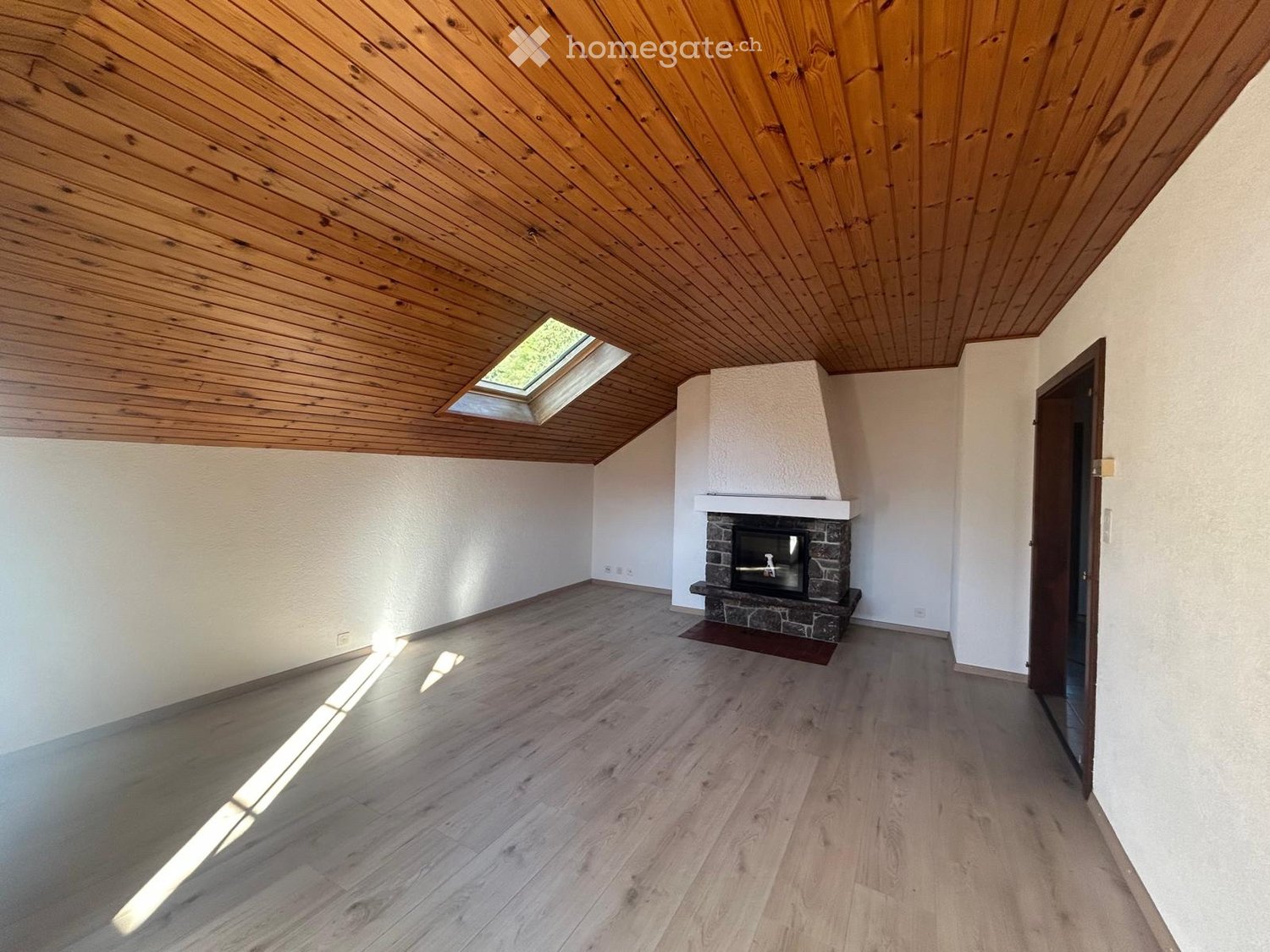 4 rooms apartment, photo 1 sur 5