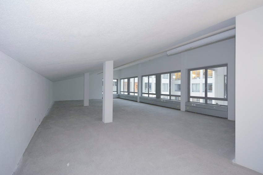 175m² bureau, photo 1 sur 7