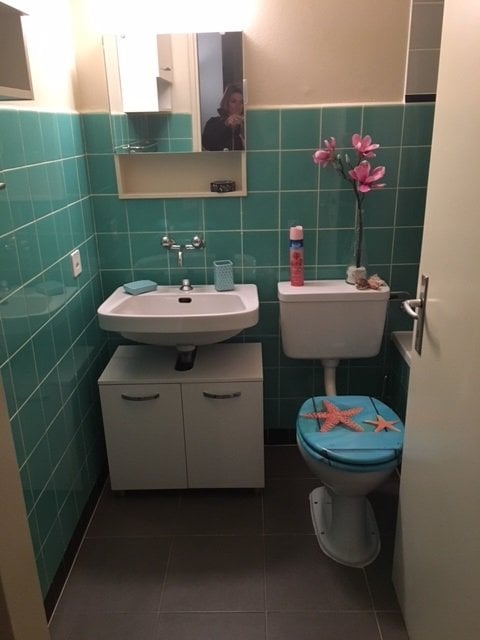1 room single room