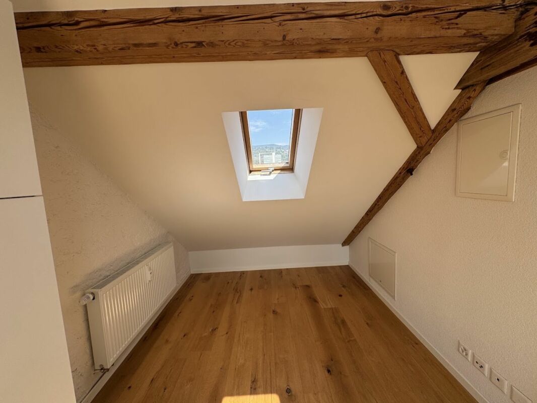 Appartement mansardé de 1 ½ pièce