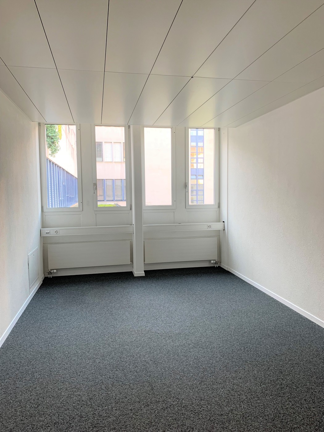 193m² office