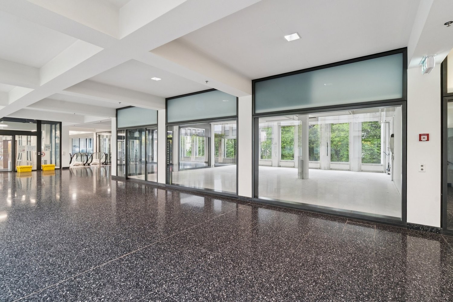Magasin de 107m², photo 5 sur 10