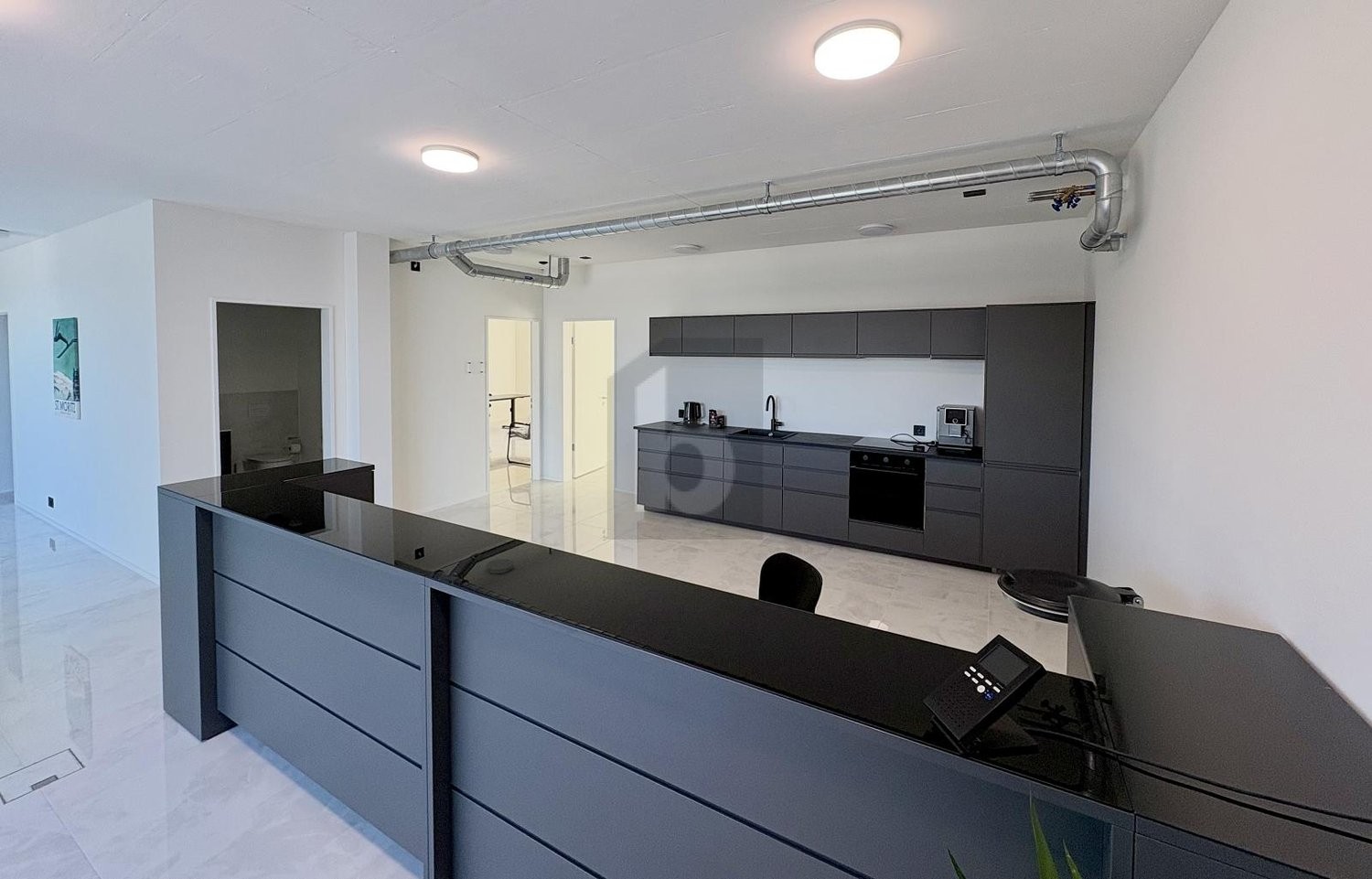19m² office, photo 3 sur 4