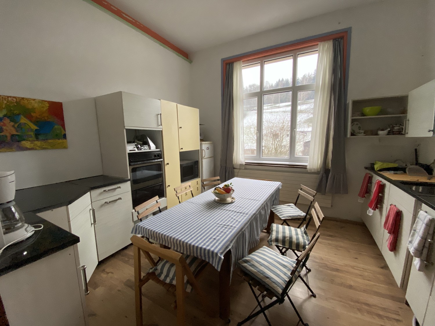 Chambre dans une colocation

grande et lumineuse ; convient aux personnes actives, photo 3 sur 6