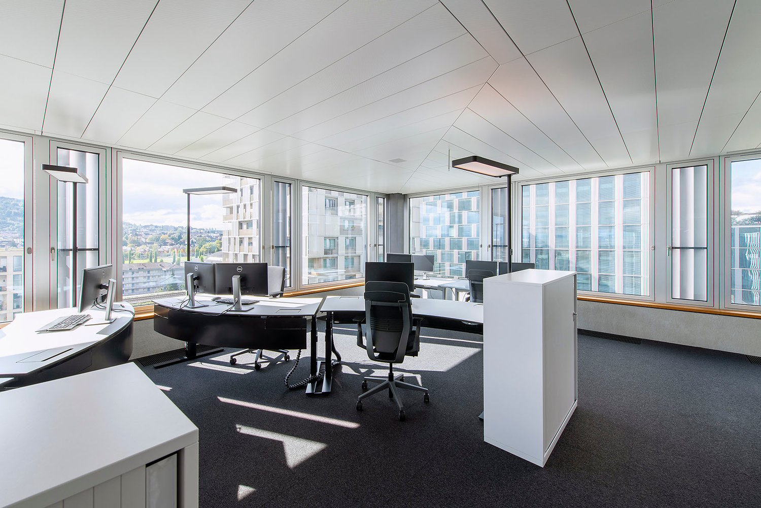 700m² de bureaux, photo 3 sur 5