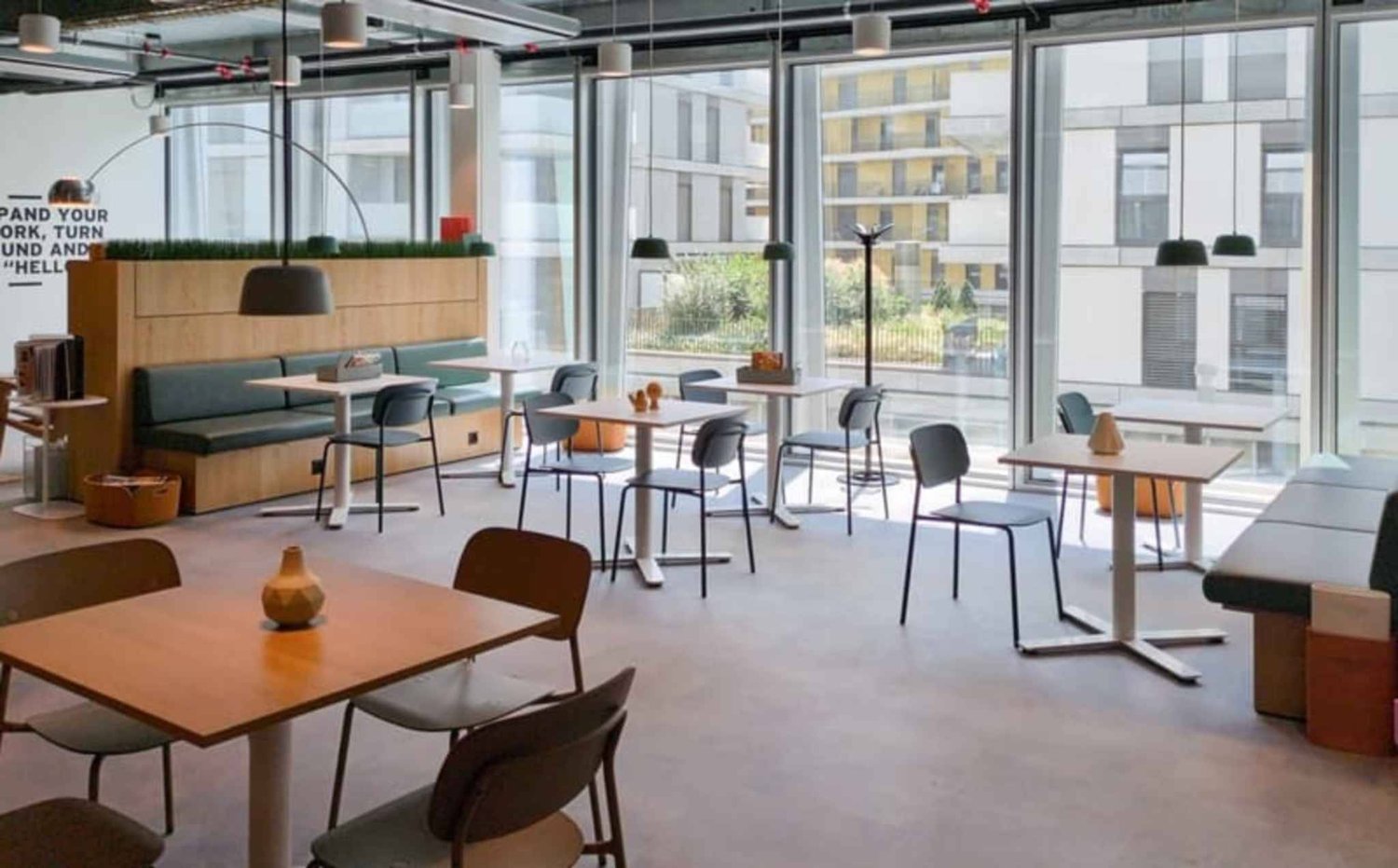 50m² office