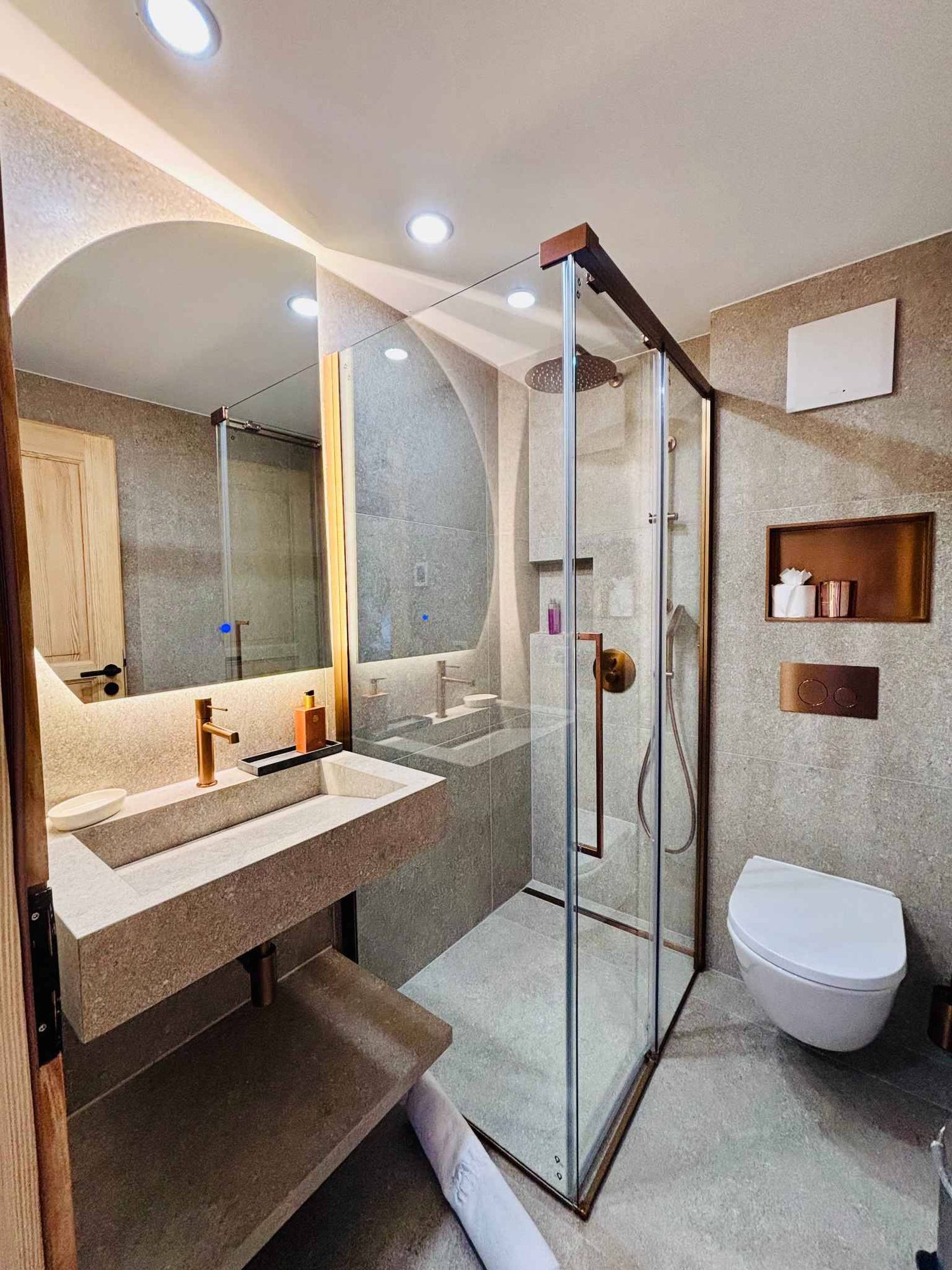 5 rooms furnished flat, photo 7 sur 10