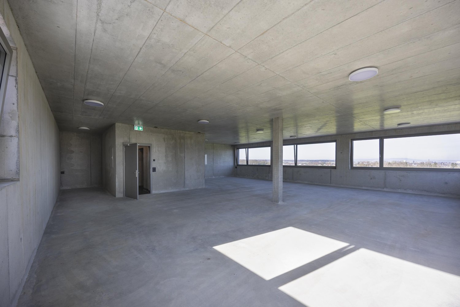 Bureau de 244m²