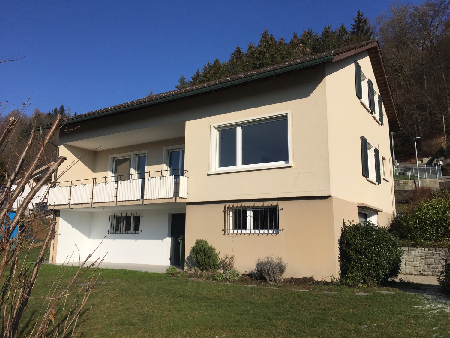 maison individuelle de 6 pièces, photo 1 sur 9