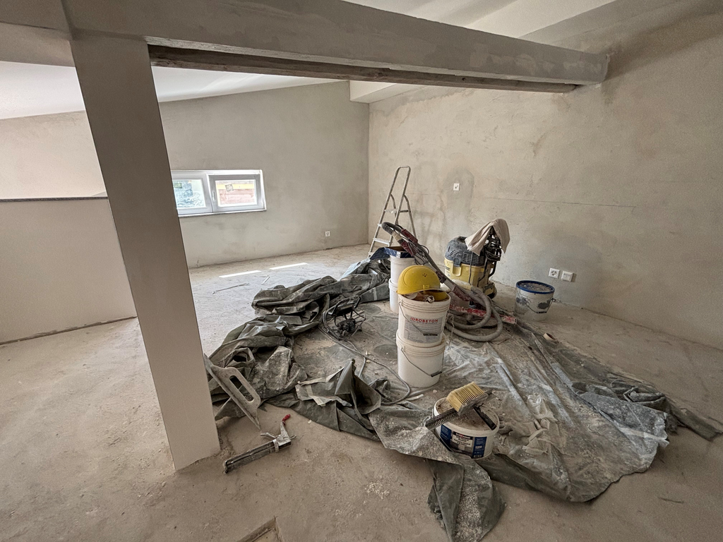 120m² storage room, photo 1 sur 4
