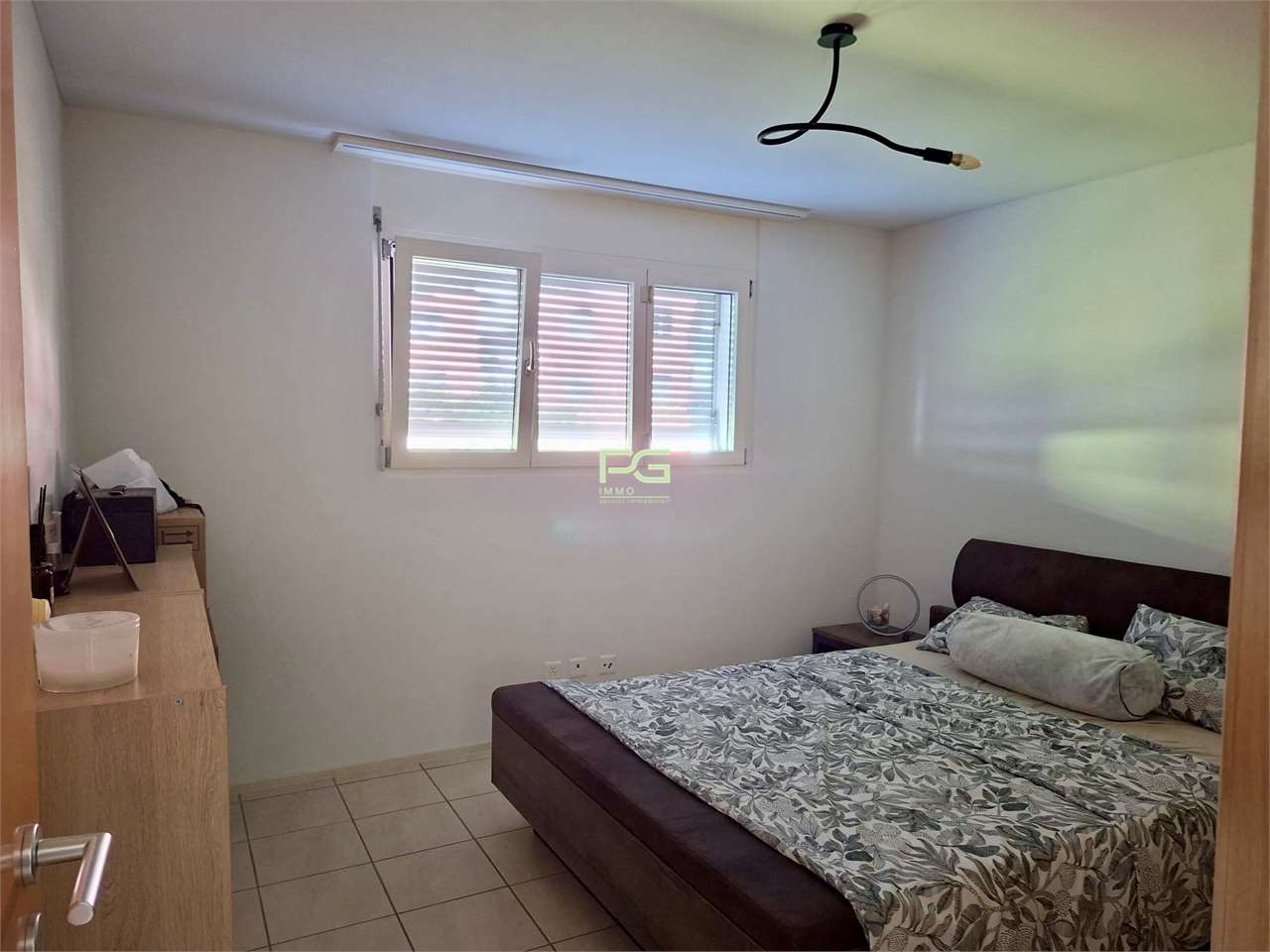 Appartement de 3 ½ pièces

On cherche des sous-locataires pour un appartement de 3.5 pièces à Castione, dans un quartier calme et bien desservi.

L'appartement a une superficie de 68 mq, se situe au premier étage et est ainsi divisé :
. entrée avec cuisine
. salon spacieux et lumineux avec accès à l