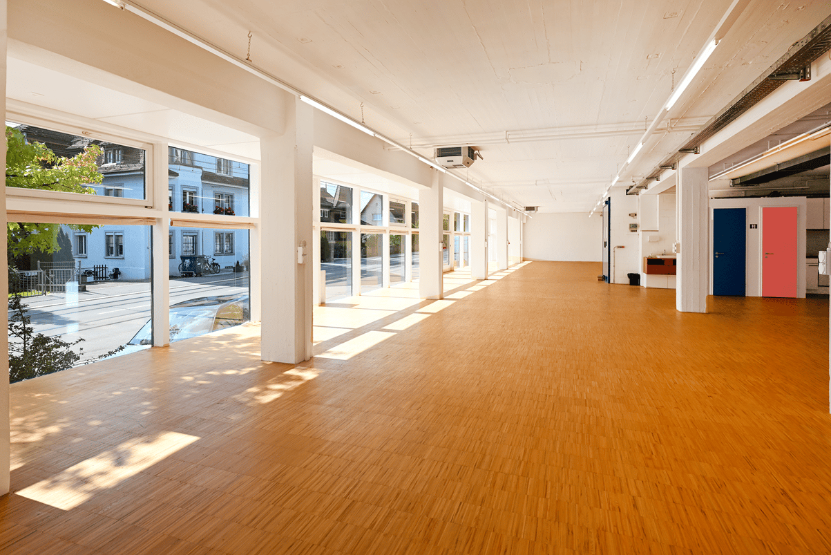 654m² commercial, photo 3 sur 8