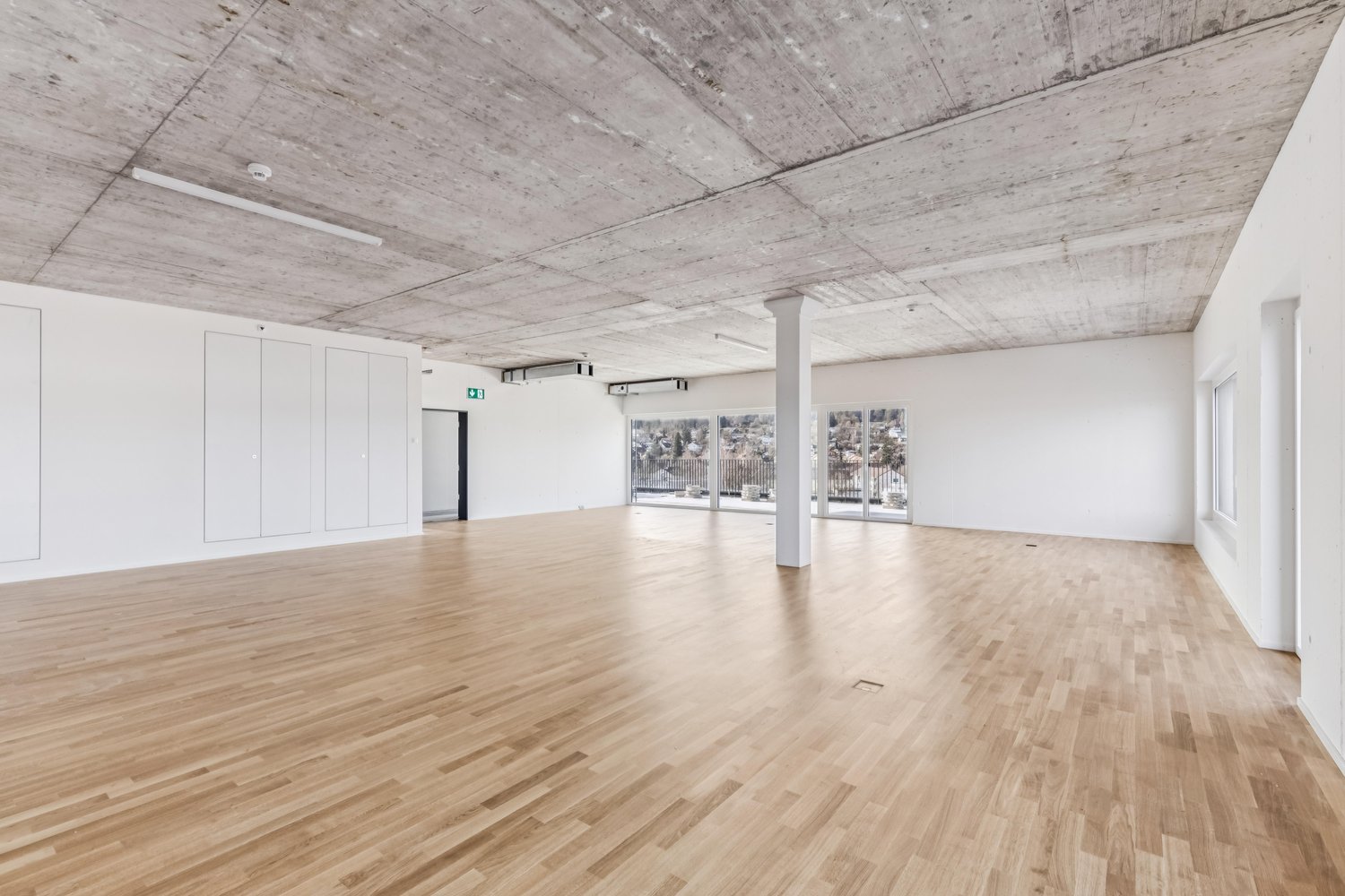136m² bureau, photo 5 sur 9