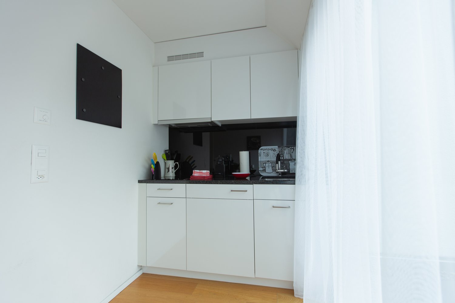 2 pièces appartement meublé, photo 3 sur 6