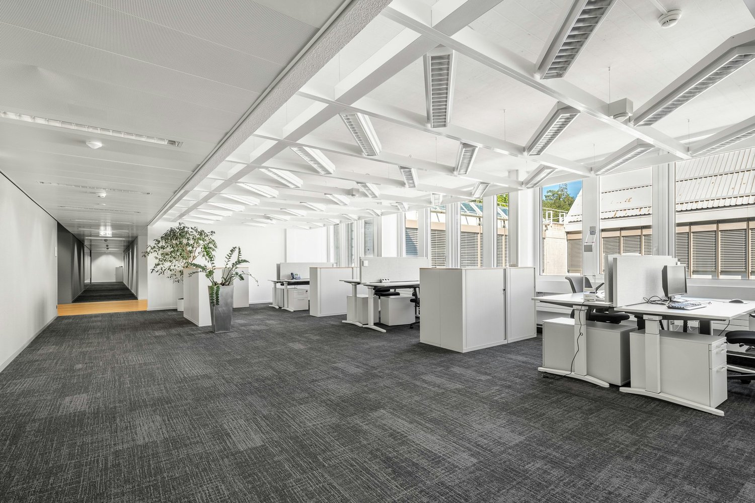 340m² bureau, photo 1 sur 10