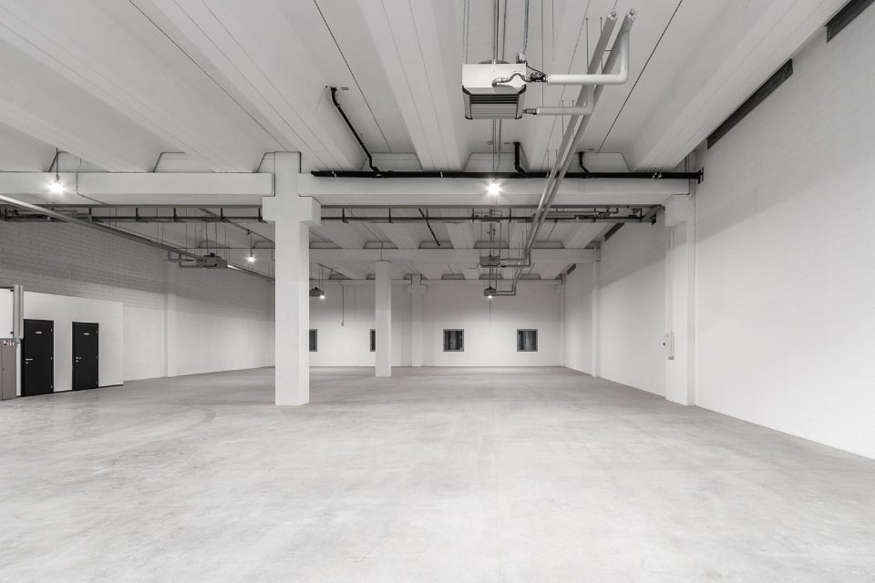 676m² department store, photo 3 sur 10